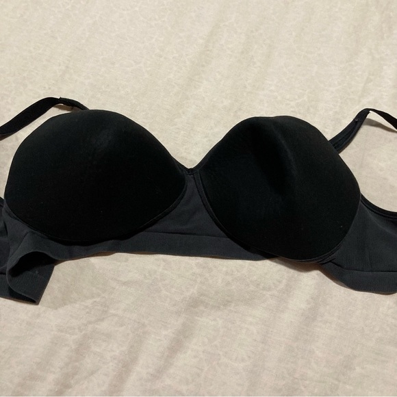 Bali Black Shaping and Support Bra with Light Padding - Picture 6 of 10